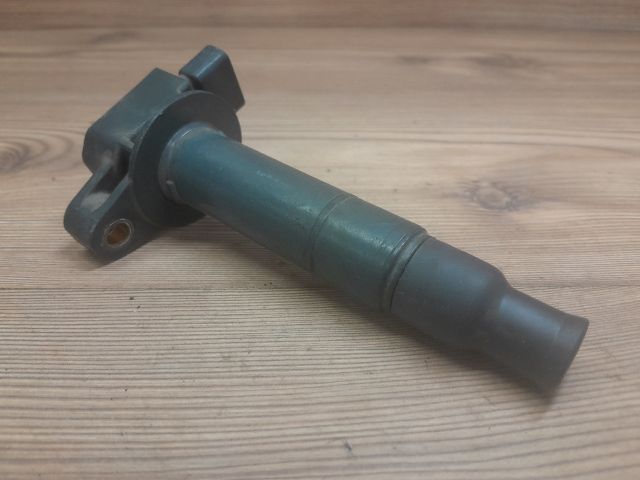 bontott TOYOTA YARIS VERSO Gyújtótrafó