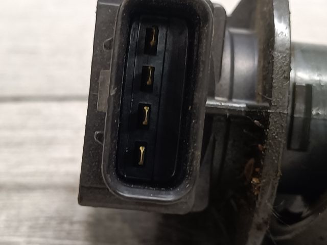 bontott TOYOTA YARIS VERSO Gyújtótrafó