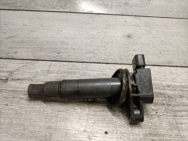 bontott TOYOTA YARIS VERSO Gyújtótrafó