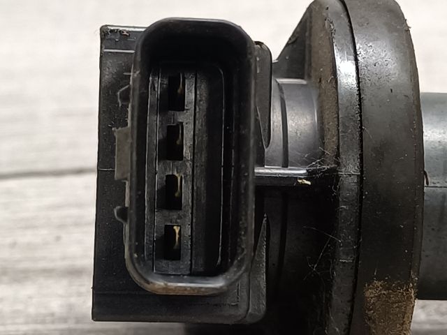 bontott TOYOTA YARIS VERSO Gyújtótrafó