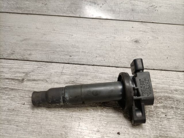 bontott TOYOTA YARIS VERSO Gyújtótrafó