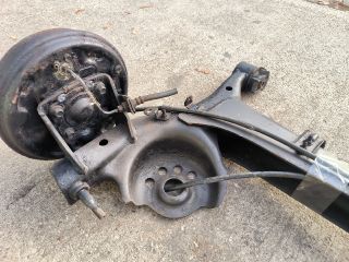 bontott TOYOTA YARIS VERSO Hátsó Híd (Dobfékes)