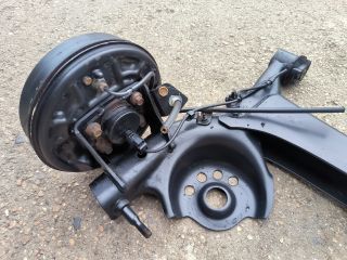 bontott TOYOTA YARIS VERSO Hátsó Híd (Dobfékes)