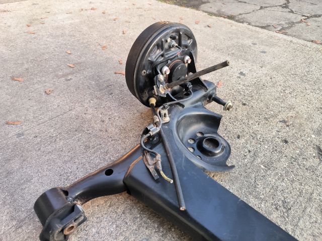 bontott TOYOTA YARIS VERSO Hátsó Híd (Dobfékes)