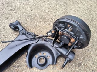 bontott TOYOTA YARIS VERSO Hátsó Híd (Dobfékes)