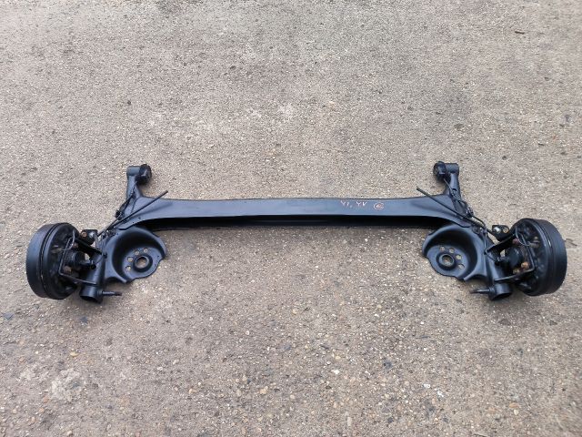 bontott TOYOTA YARIS VERSO Hátsó Híd (Dobfékes)