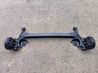 bontott TOYOTA YARIS VERSO Hátsó Híd (Dobfékes)