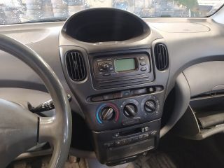 bontott TOYOTA YARIS VERSO Homlokfal (Üres lemez)