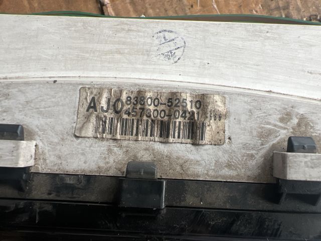 bontott TOYOTA YARIS VERSO Kilométeróra