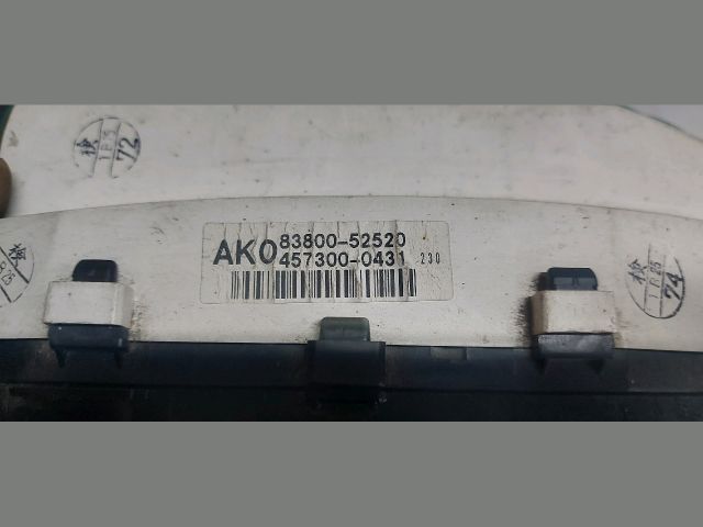 bontott TOYOTA YARIS VERSO Kilométeróra