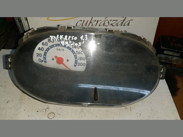 bontott TOYOTA YARIS VERSO Kilométeróra