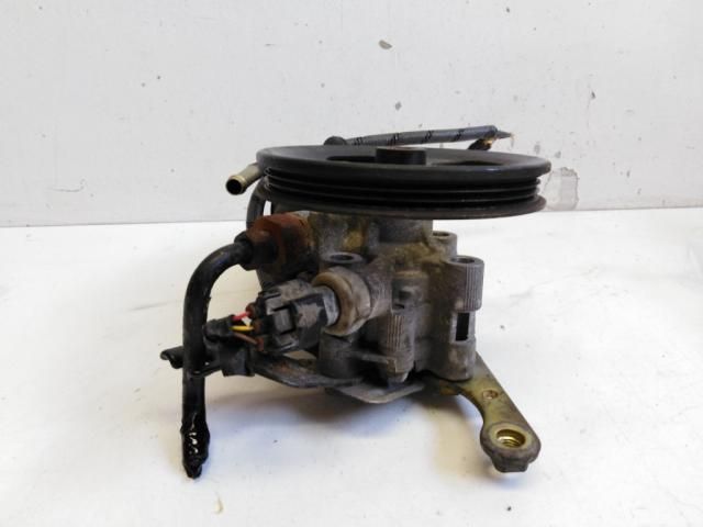 bontott TOYOTA YARIS VERSO Kormányszervó Motor (Hidraulikus)