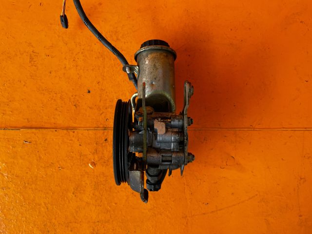 bontott TOYOTA YARIS VERSO Kormányszervó Motor (Hidraulikus)