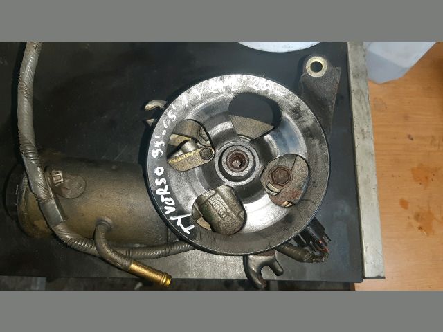 bontott TOYOTA YARIS VERSO Kormányszervó Motor (Hidraulikus)