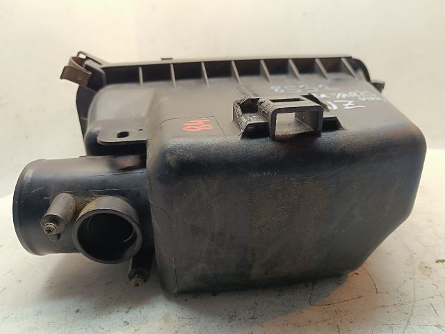 bontott TOYOTA YARIS VERSO Légszűrő Ház