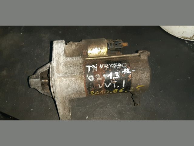 bontott TOYOTA YARIS VERSO Önindító