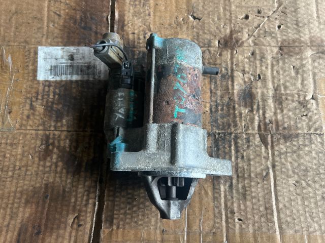 bontott TOYOTA YARIS VERSO Önindító