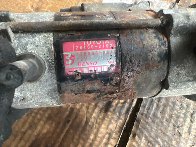 bontott TOYOTA YARIS VERSO Önindító