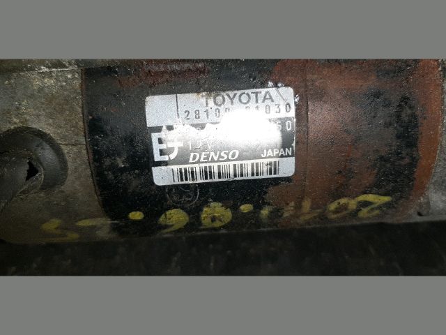 bontott TOYOTA YARIS VERSO Önindító