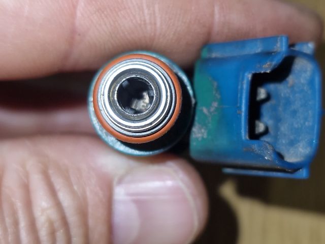 bontott TOYOTA YARIS VERSO Porlasztó (1 db)