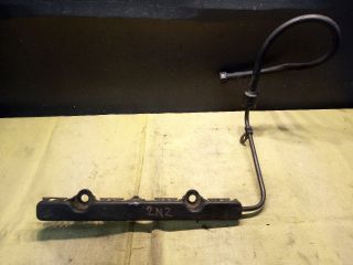 bontott TOYOTA YARIS VERSO Porlasztó Sor / Híd