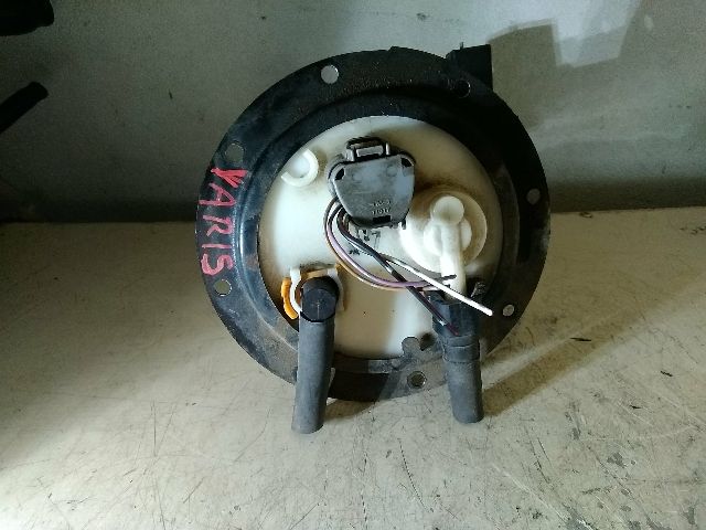 bontott TOYOTA YARIS VERSO Üzemanyag Szivattyú