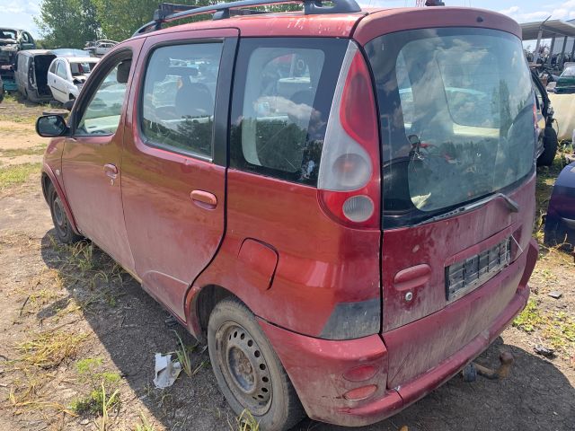 bontott TOYOTA YARIS VERSO Üzemanyag Szivattyú