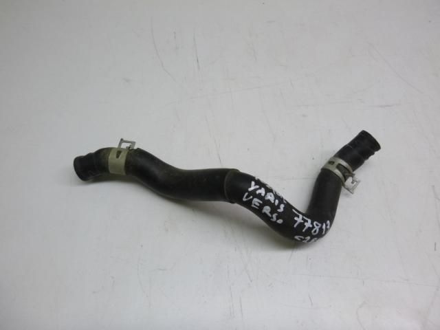 bontott TOYOTA YARIS VERSO Vízcső