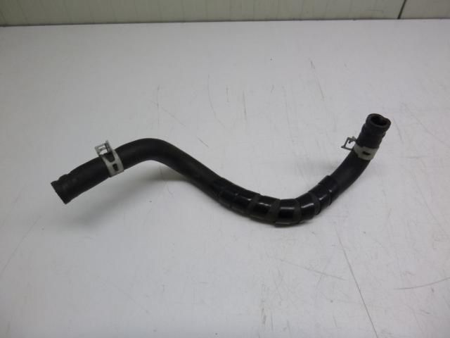 bontott TOYOTA YARIS VERSO Vízcső