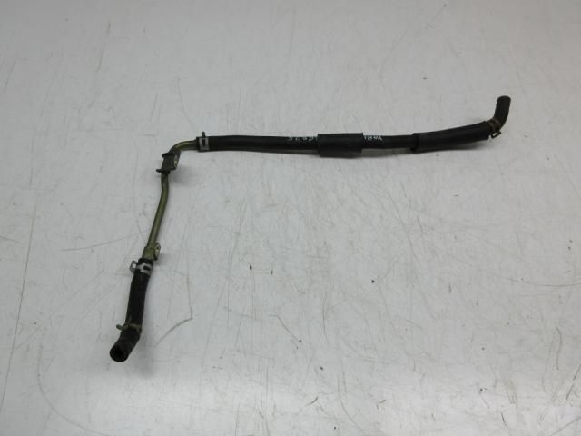 bontott TOYOTA YARIS VERSO Vízcső