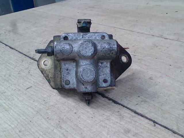 bontott TOYOTA YARIS VERSO Fékerőszabályzó