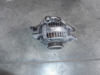 bontott TOYOTA YARIS VERSO Generátor