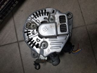 bontott TOYOTA YARIS VERSO Generátor