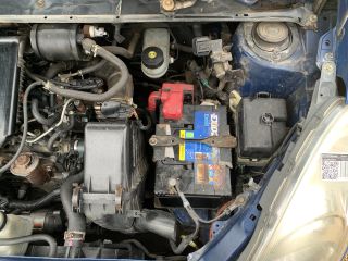 bontott TOYOTA YARIS VERSO Komplett Motor (Segédberendezésekkel)