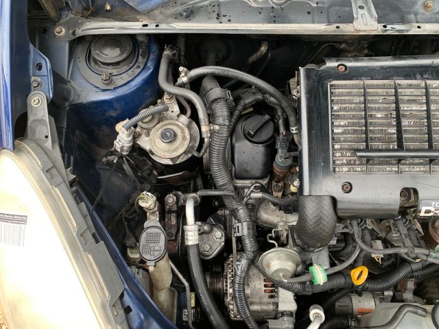 bontott TOYOTA YARIS VERSO Komplett Motor (Segédberendezésekkel)