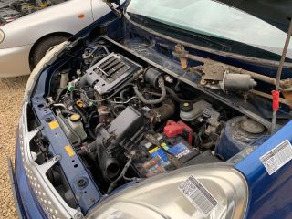 bontott TOYOTA YARIS VERSO Komplett Motor (Segédberendezésekkel)