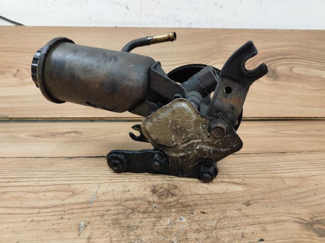 bontott TOYOTA YARIS VERSO Kormányszervó Motor (Hidraulikus)