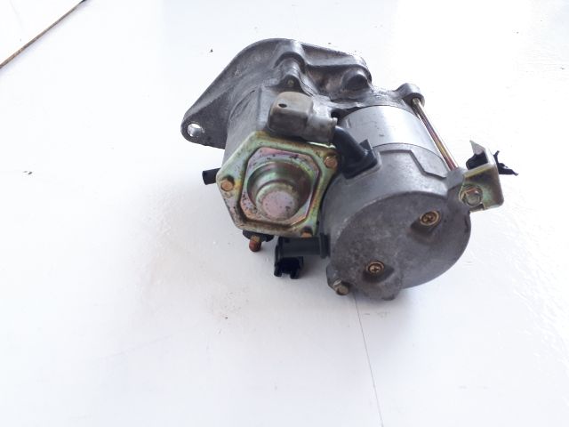 bontott TOYOTA YARIS VERSO Önindító