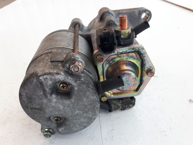 bontott TOYOTA YARIS VERSO Önindító