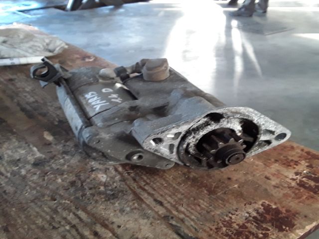 bontott TOYOTA YARIS VERSO Önindító