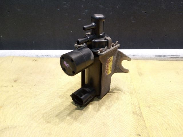 bontott TOYOTA YARIS VERSO Turbó Vákum Szelep