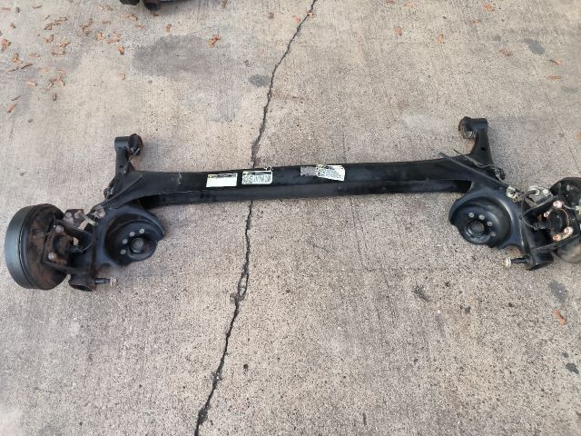 bontott TOYOTA YARIS VERSO Hátsó Híd (Dobfékes)