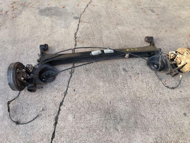 bontott TOYOTA YARIS VERSO Hátsó Híd (Dobfékes)