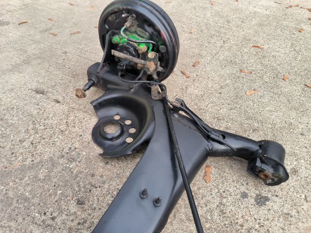 bontott TOYOTA YARIS VERSO Hátsó Híd (Dobfékes)