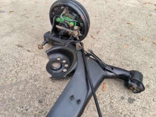 bontott TOYOTA YARIS VERSO Hátsó Híd (Dobfékes)