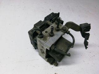 bontott TOYOTA YARIS VERSO ABS Kocka