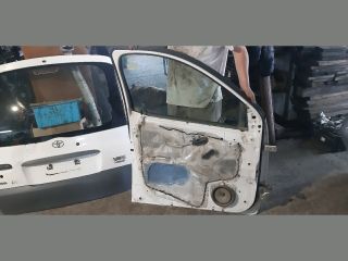 bontott TOYOTA YARIS VERSO Bal első Ajtó (Üres lemez)