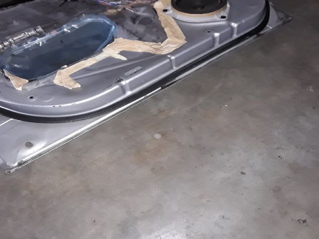 bontott TOYOTA YARIS VERSO Bal első Ajtó (Üres lemez)