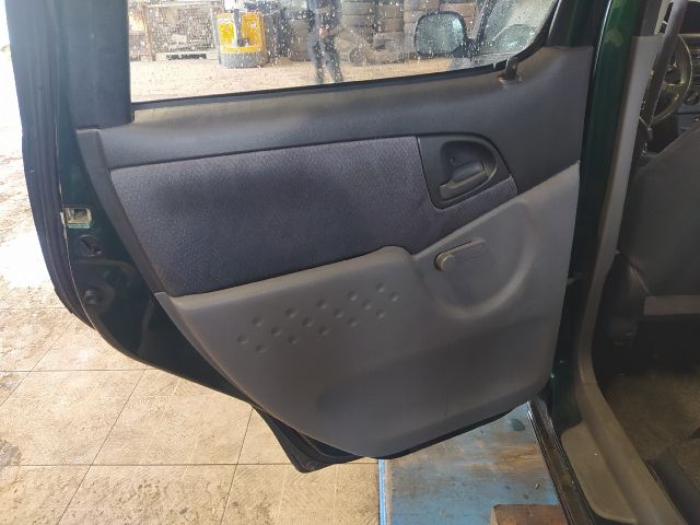 bontott TOYOTA YARIS VERSO Bal első Fejtámla