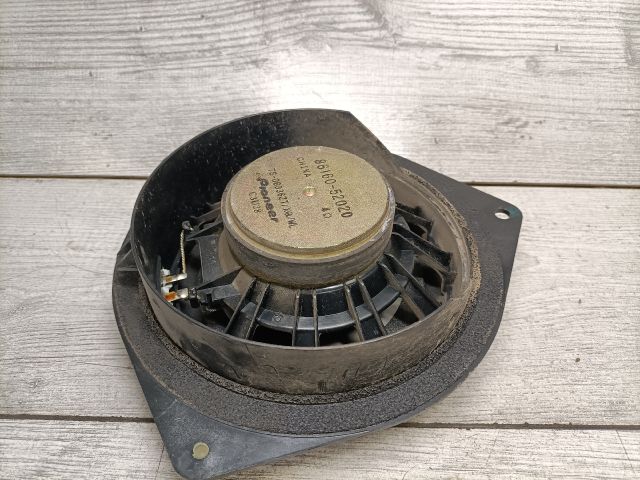 bontott TOYOTA YARIS VERSO Bal első Hangszóró